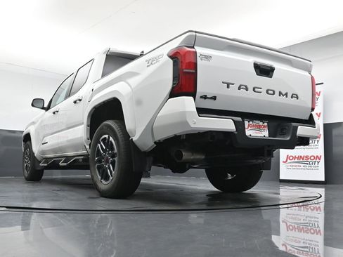 Used 2024 Toyota Tacoma TRD Sport w/ TRD Sport Upgrade Package AWD/4WD image 36