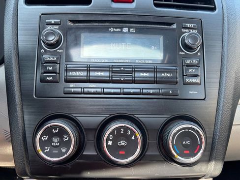 Used 2015 Subaru Forester 2.5i Premium w/ All-Weather Package image 23