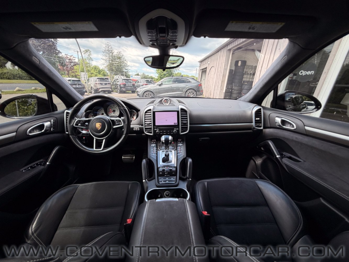 Used 2017 Porsche Cayenne GTS AWD/4WD image 28