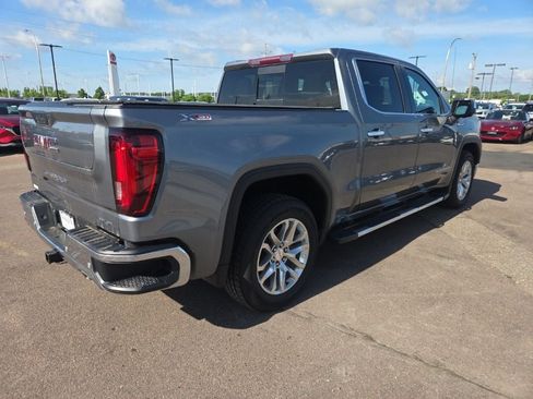 Used 2022 GMC Sierra 1500 SLT w/ SLT Premium Plus Package AWD/4WD image 5