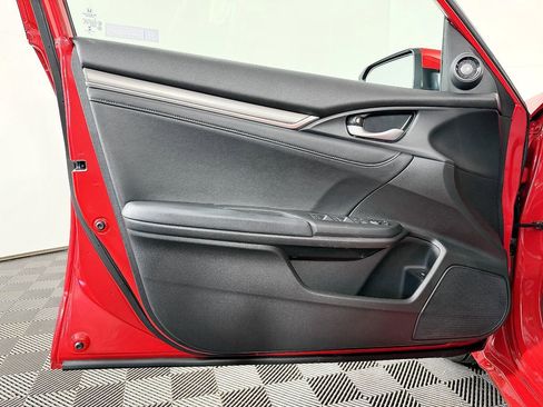 Used 2020 Honda Civic Touring image 27