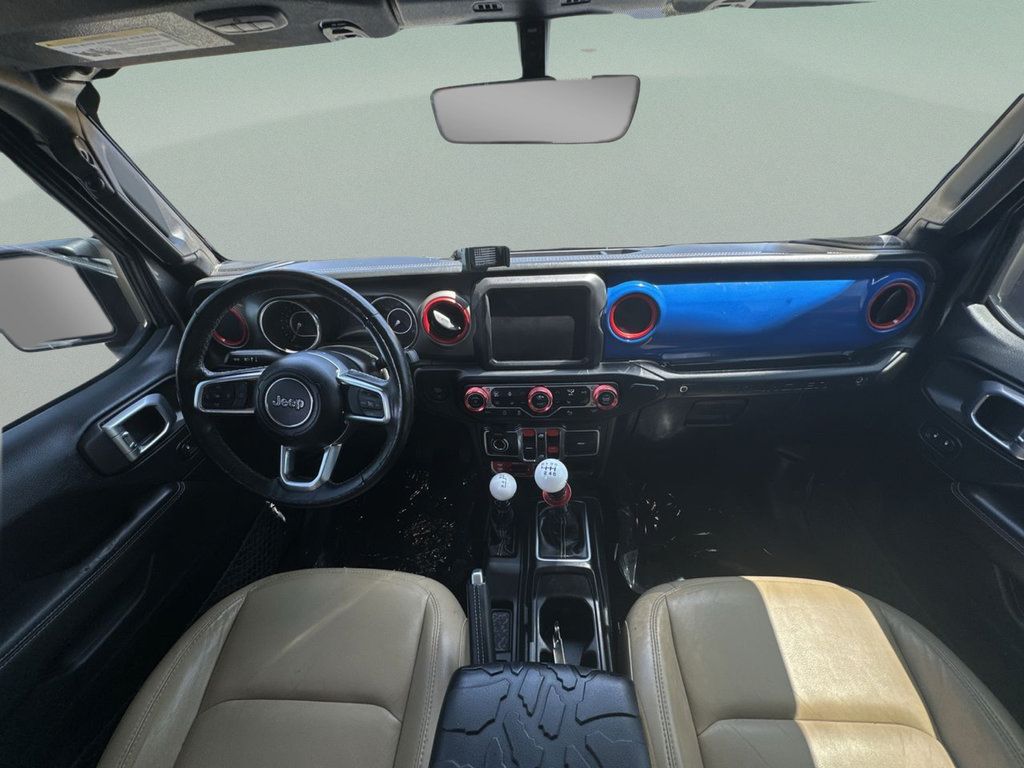 Used 2018 Jeep Wrangler Unlimited Rubicon w/ Dual Top Group AWD/4WD image 26