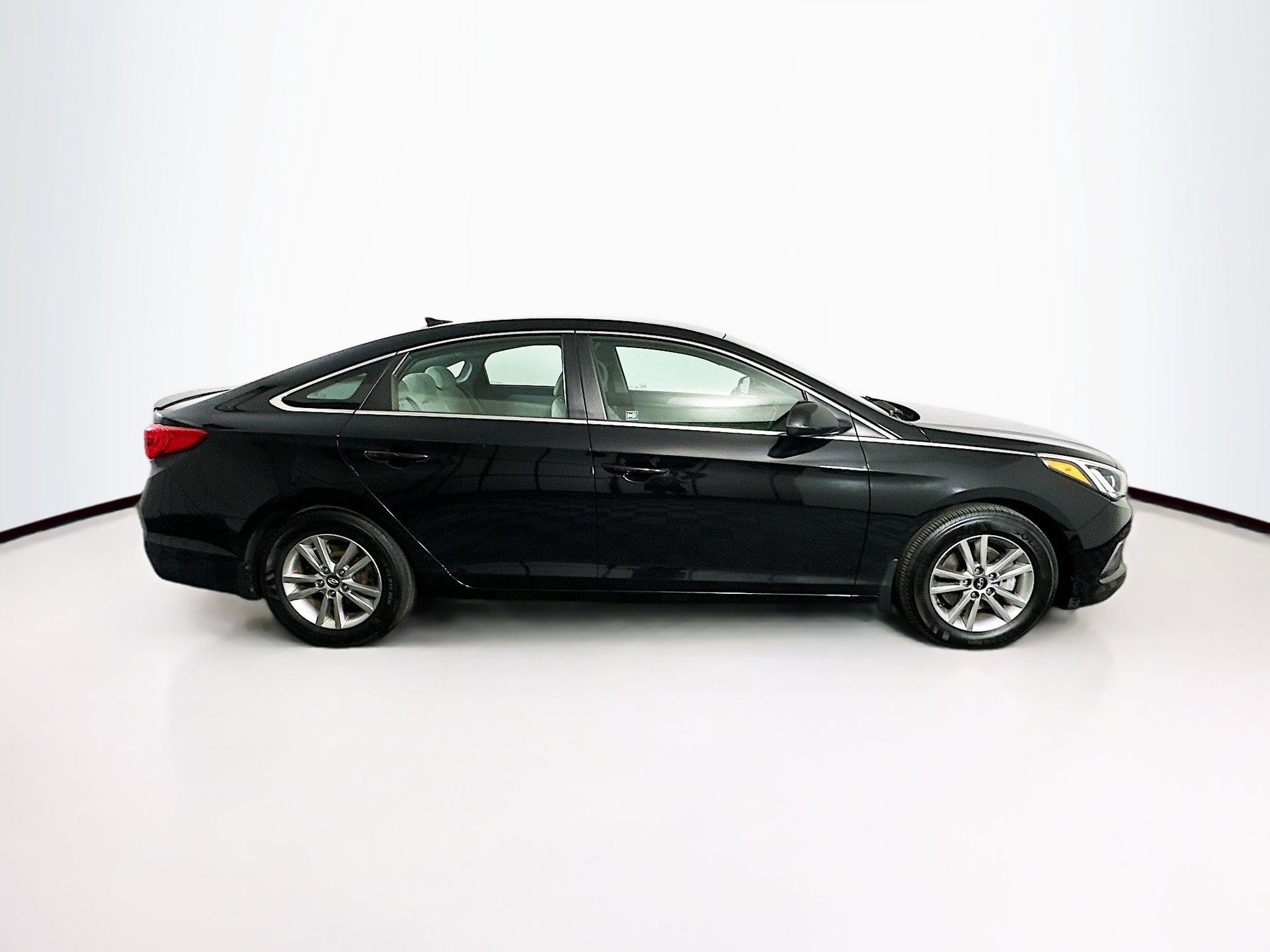 Used 2017 Hyundai Sonata SE FWD image 10