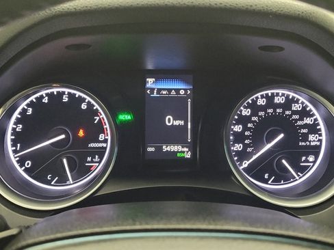 Used 2018 Toyota Camry SE w/ Convenience Package image 23