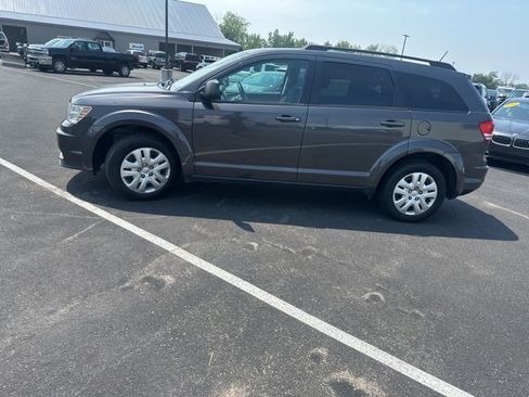 Used 2018 Dodge Journey SE w/ Connectivity Group image 4