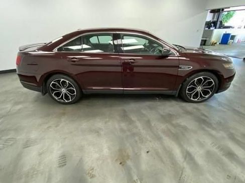 Used 2018 Ford Taurus SHO w/ Driver Assist Package AWD/4WD image 8