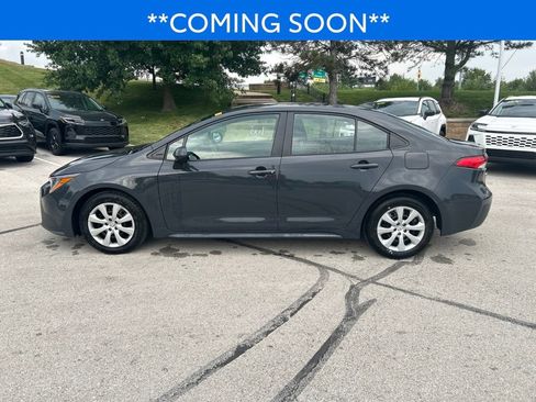 Certified 2025 Toyota Corolla LE FWD image 8