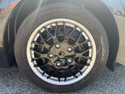 Used 2019 Toyota Corolla LE FWD image 32