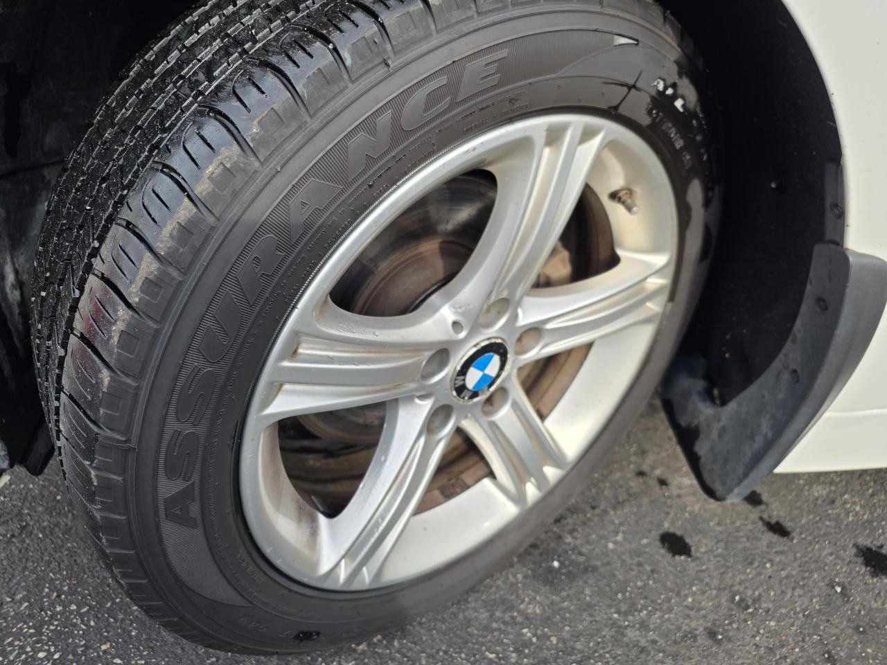 Used 2014 BMW 328d xDrive Sedan AWD/4WD image 15