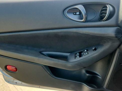 Used 2024 Nissan Z Performance w/ Floor Mat Package RWD image 19