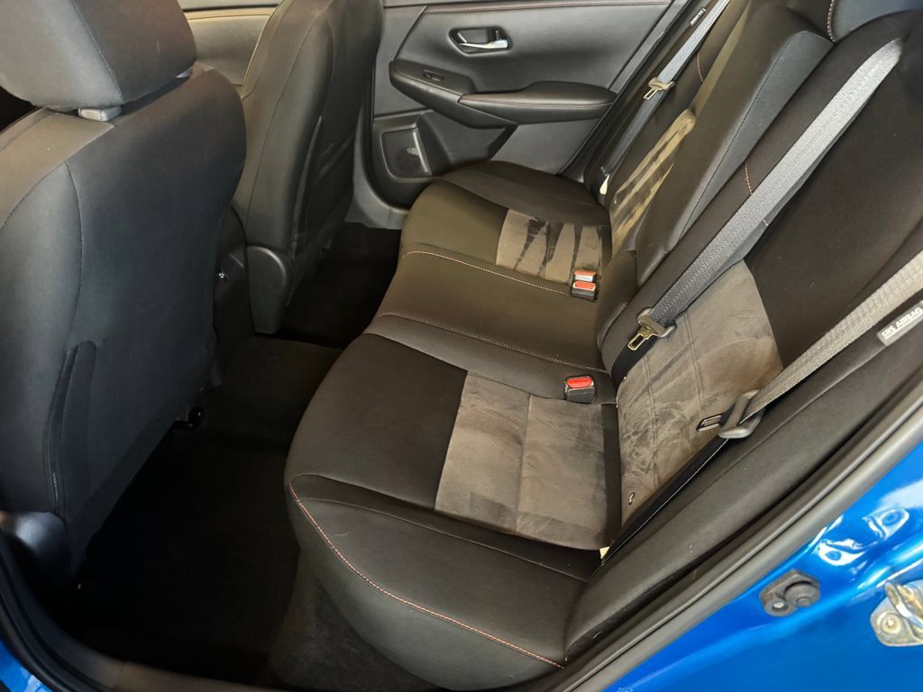 Used 2024 Nissan Sentra SR FWD image 21
