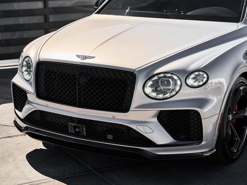 Used 2025 Bentley Bentayga AWD/4WD image 6