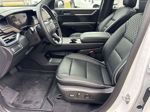 Certified 2026 GMC Acadia Denali w/ LPO, Floor Liner Package image 9
