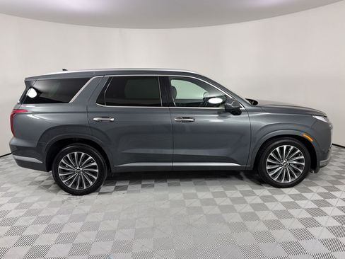 Used 2024 Hyundai Palisade Calligraphy FWD image 8