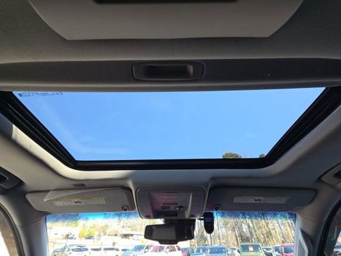 Used 2020 GMC Yukon XL SLT w/ Open Road Package image 46