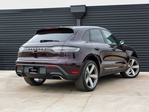 Certified 2026 Porsche Macan AWD/4WD image 7