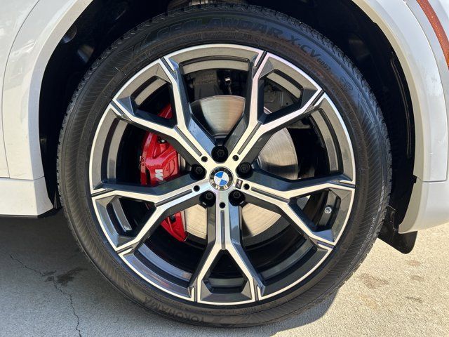Certified 2023 BMW X6 xDrive40i w/ M Sport Package AWD/4WD image 26