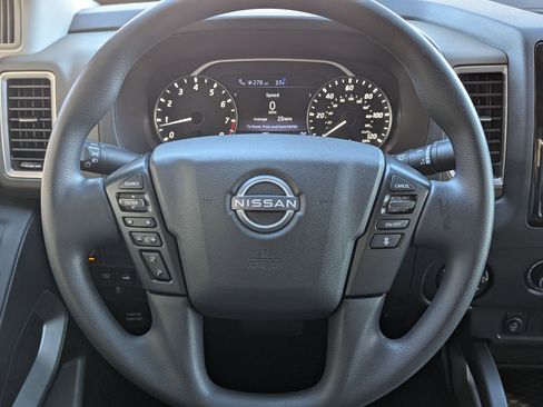 Used 2022 Nissan Frontier SV w/ Technology Package image 20