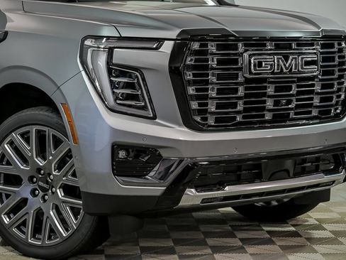 New 2026 GMC Yukon XL Denali Ultimate AWD/4WD image 2