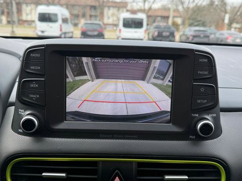 Used 2018 Hyundai Kona Limited image 17