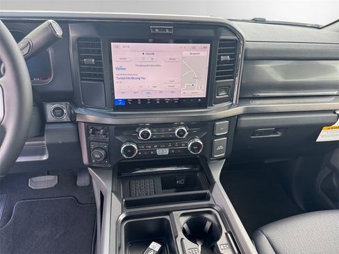 New 2026 Ford F250 Lariat w/ Black Appearance Package image 12