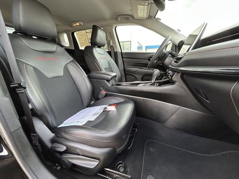 Used 2022 Jeep Compass Trailhawk image 18