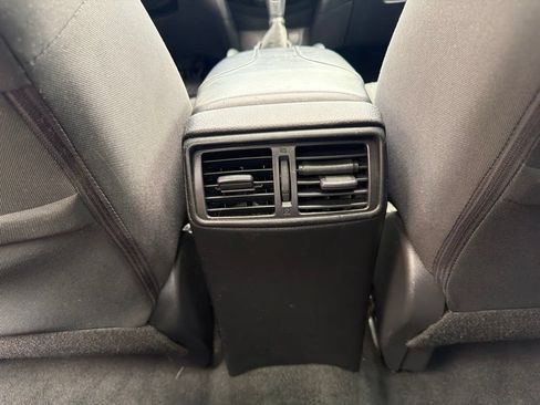 Used 2019 Nissan Rogue SV w/ Sun & Sound Touring Package AWD/4WD image 44