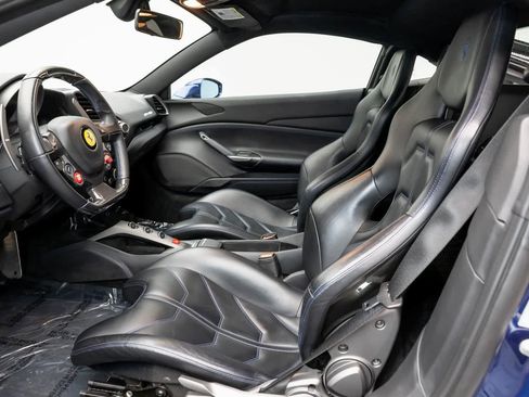 Used 2018 Ferrari 488 GTB image 10