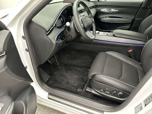 Certified 2024 Genesis GV70 3.5T Sport image 11