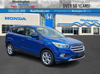 Used 2017 Ford Escape SE FWD video 1
