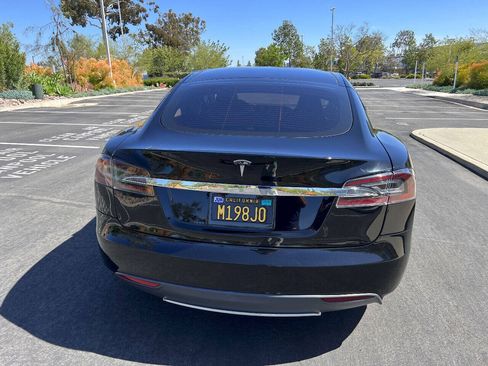 Used 2013 Tesla Model S RWD image 4