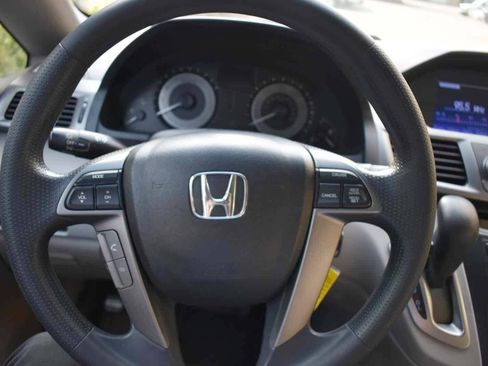 Used 2013 Honda Odyssey EX image 24