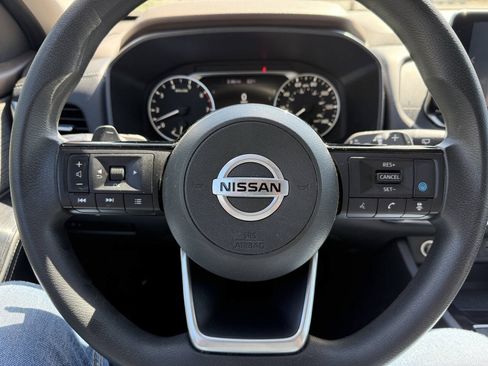 Used 2021 Nissan Rogue SV FWD image 14