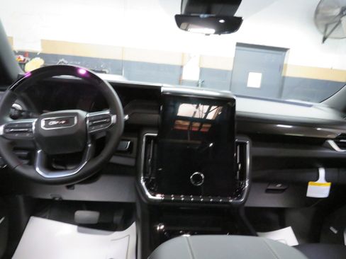 New 2026 GMC Yukon Elevation w/ Elevation Premium Package image 11