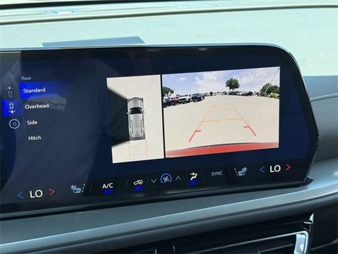 New 2026 Chevrolet Traverse LT w/ Driver Confidence Package image 16