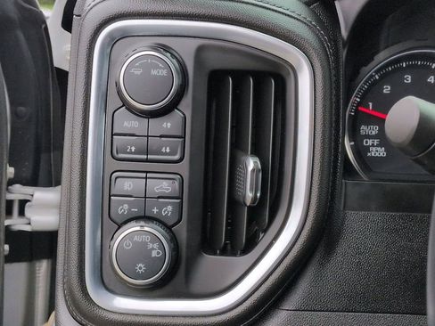 Used 2020 Chevrolet Silverado 1500 RST AWD/4WD image 19