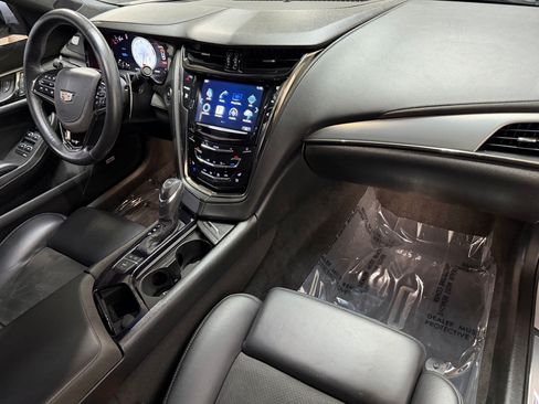 Used 2016 Cadillac CTS V w/ Luxury Package RWD image 50