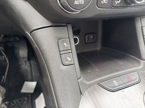 Used 2018 GMC Acadia SLT image 7