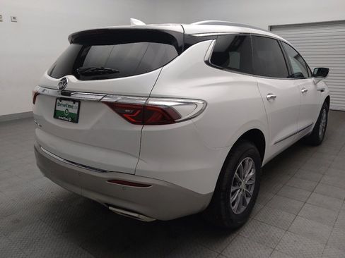 Used 2022 Buick Enclave Premium FWD image 9