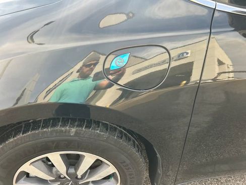 Used 2022 Chrysler Pacifica Touring-L image 56