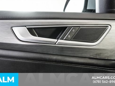 Used 2024 Volkswagen Atlas Cross Sport SE image 48