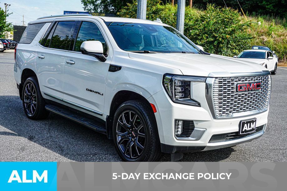 Used 2024 GMC Yukon Denali AWD/4WD image 3