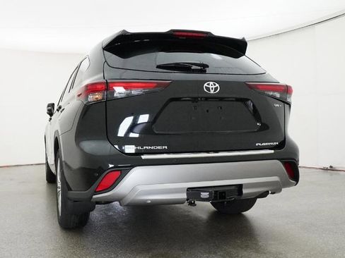 New 2026 Toyota Highlander Platinum AWD/4WD image 77