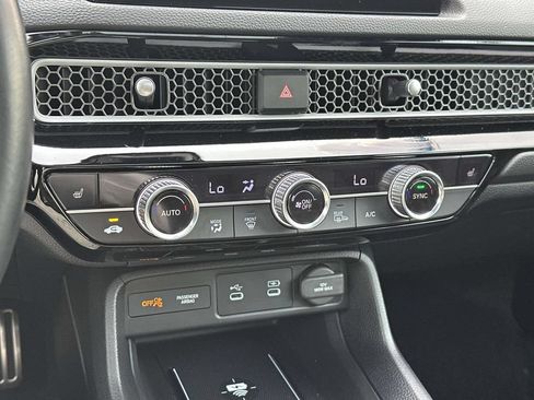 Used 2025 Honda Civic Sport Touring image 37