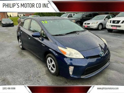 Used 2012 Toyota Prius Five image 1