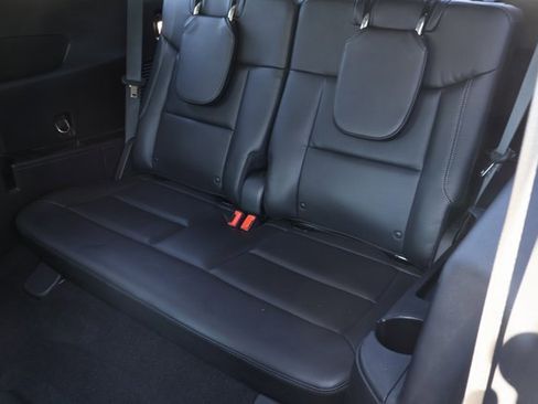 Used 2020 Ford Explorer XLT w/ Equipment Group 202A image 16