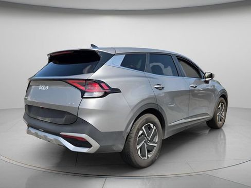 Used 2025 Kia Sportage LX FWD image 6