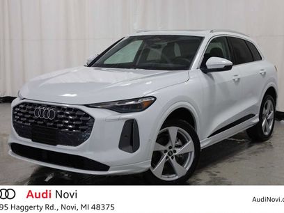 New 2025 Audi Q5 Premium Plus