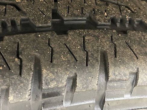 Used 2012 GMC Sierra 1500 SLE w/ Power Tech Package image 25