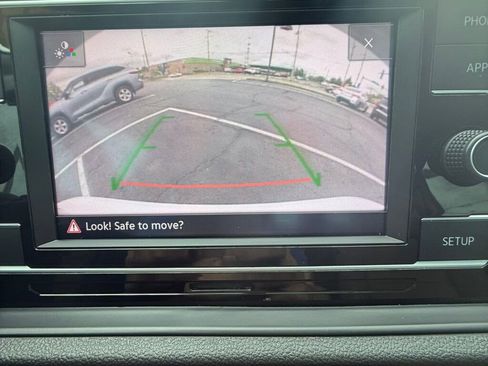 Used 2019 Volkswagen Jetta SE FWD image 34